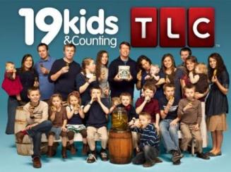 19-kids-and-counting-cast-pic