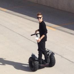 a31hbdyccaa8tho-large