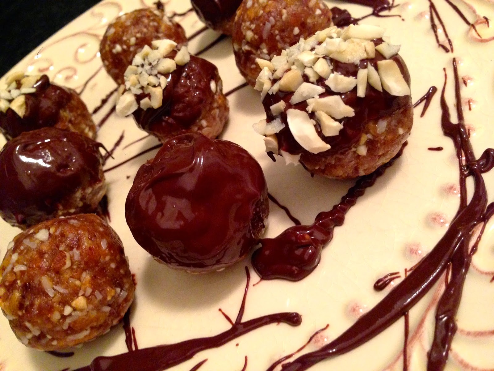 Pina Colada Cookies by BeautyBeyondBones #edrecovery #glutenfree #vegan #paleo #dessert #food #healthyfood