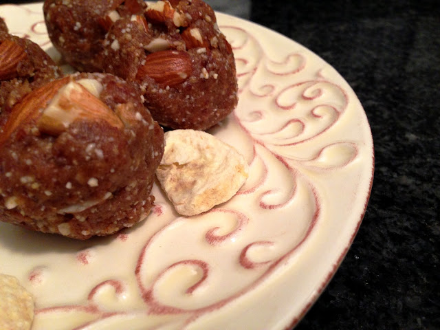 Banana Bread Bites - Cookie recipe from BeautyBeyondBones #glutenfree #vegan #paleo #specificcarbohydratediet #food #edrecovery #dessert
