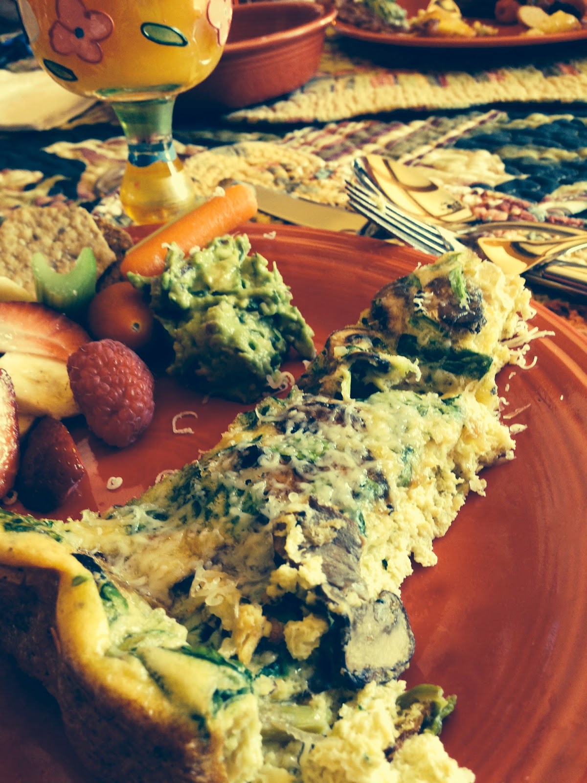 Cheesy Spinach and Mushroom Frittata! #brunch #breakfast #food #glutenfree #paleo #beautybeyondbones #edrecovery