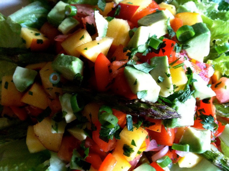 Peach Salsa Salad by BeautyBeyondBones #glutenfree #paleo #vegan #specificcarbdiet #edrecovery #food #vegetarian #summer 