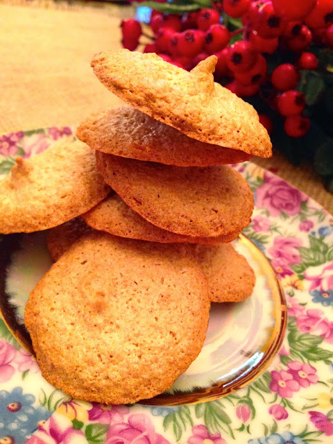 Almond Meringue Cookies by BeautyBeyondBones! #grainfree #glutenfree #dairyfree #sugarfree #edrecovery #dessert #cookies #paleo