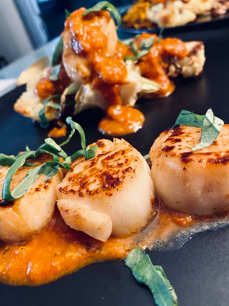 Pan Seared Scallops with Spice Tomato Sauce by BeautyBeyondBones #food #recipe #dinner #seafood #keto #glutenfree #paleo #dairyfree #healthyfood #edrecovery #yum