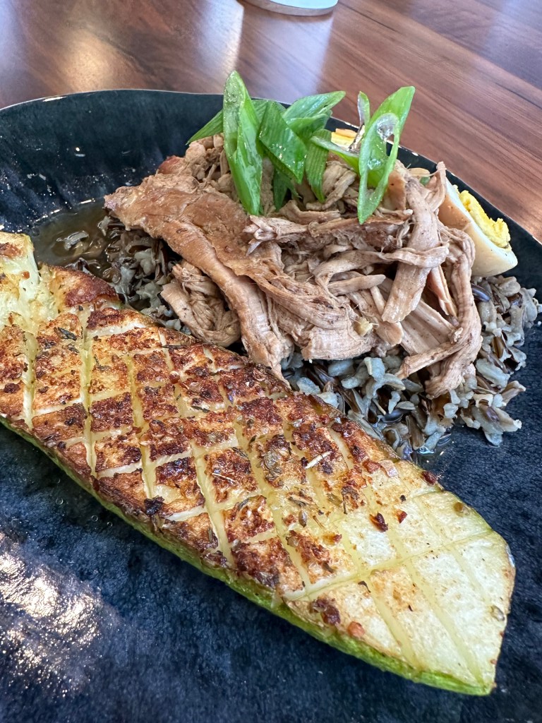 A healthy and delicious recipe for tradtional Filipino Pork Adobo! Why knew it could be so easy to make this flavor-packed dish! #cooking #food #filipino #adobo #keto #glutenfree #paleo #healthyfood #asianfood #yum