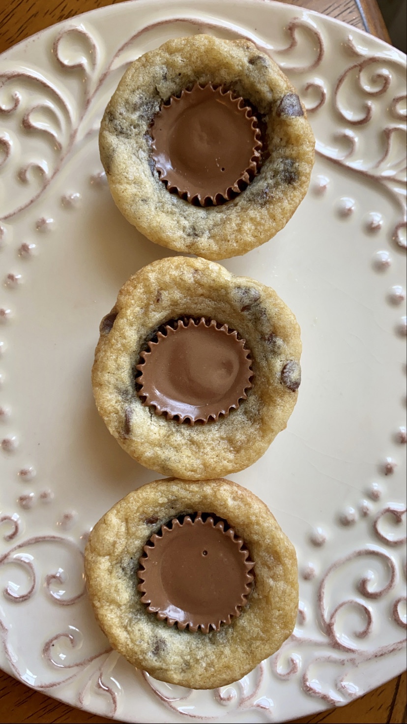 Peanut Butter Cup Cookies by BeautyBeyondBones #dessert #chocolate #peanutbutter #sweets #yum #reeces #edrecovery #food