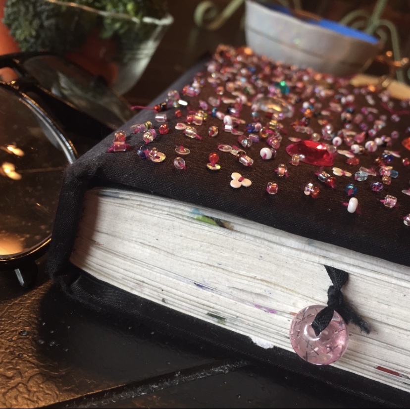 We're all yearning for "life changing encounters" post-Covid. But it turns out, we have the power for a life-changing experience within our hearts. From Top Eating Disorder Recovery blogger, how she turned her life around with one single word: yes. #recovery #edrecovery #catholic #christianity #god #bible #prayer #anorexia #faith #religion 