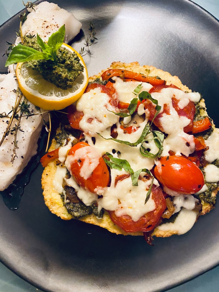 Keto Pesto Pizza! By BeautyBeyondBones #pizza #keto #glutenfree #grainfree #paleo #healthyfood #edrecovery #food