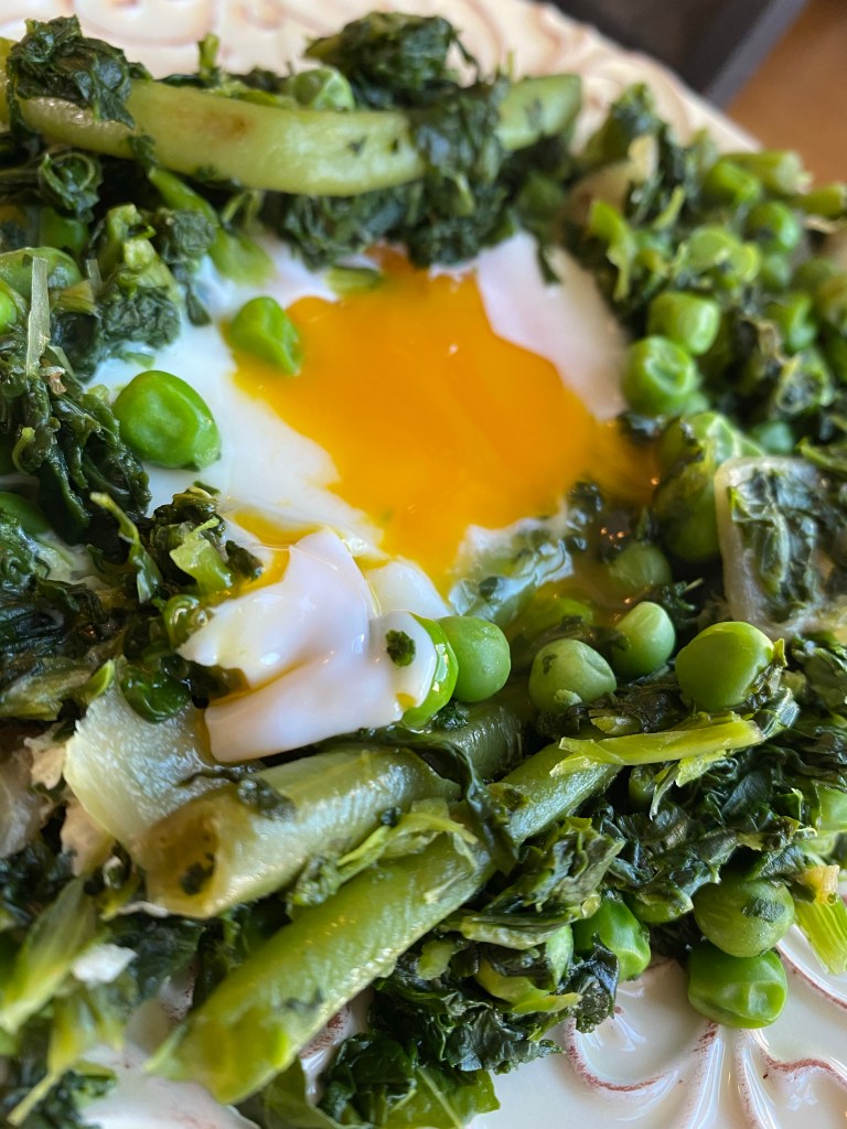 Eggs in a Garden by BeautyBeyondBones #healthyfood #freezermeal #quarantine #vegetarian #glutenfree #paleo #grainfree #edrecovery #eggs #food 