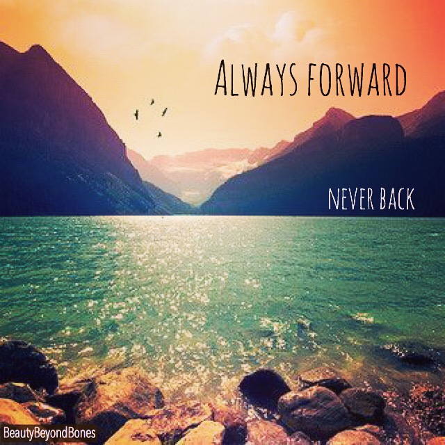 What freedom there is in clearing away things from the past that no longer serve you! When we let go of those things we’re holding on to, it allows us to have open hands for the blessings to come! #Catholic #recovery #edrecovery #Faith #god #christmas #cleaning #life #nyc #christianity