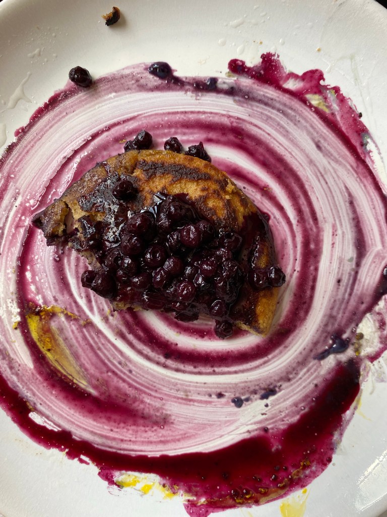 A decadent and down right delicious breakfast recipe! Banana Pancakes! And they’re secretly healthy! Made from bananas and almond flour, they’re gluten free and paleo too! #healthyfood #breakfast #pancakes #food #paleo #glutenfree #brunch #vegetarian #edrecovery #wellness 