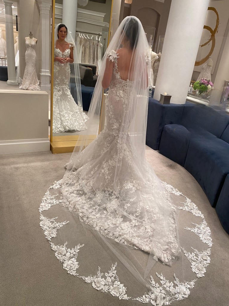 I went to the top bridal boutiques in #NYC. Sharing the wedding dresses I DIDN'T choose! (Don't worry, I'm not showing my fiance!) #bride #bridetobe #wedding #weddingdress #style #fashion #engaged #engagement #kleinfeld
