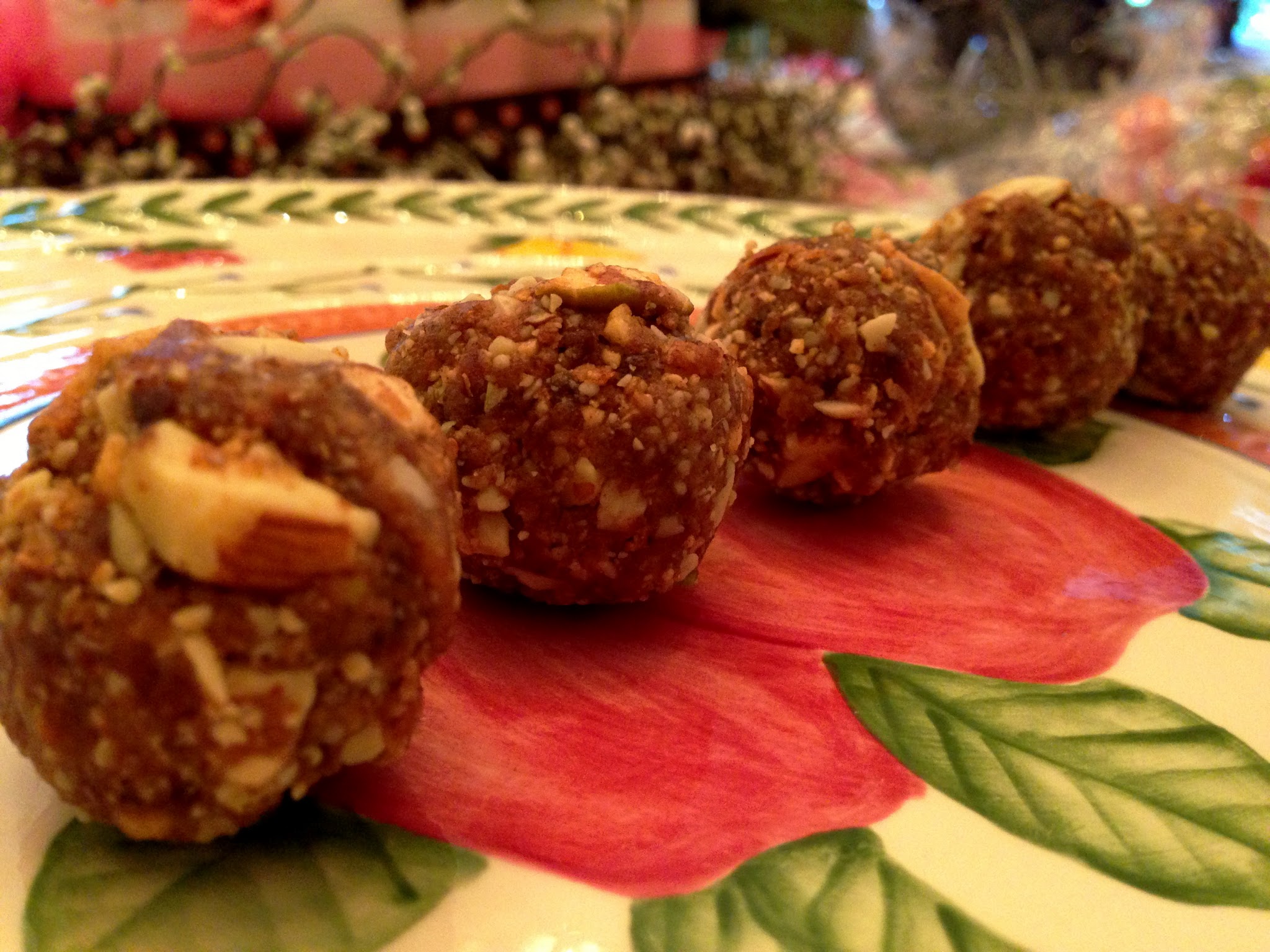 Apple Pie Cookies by BeautyBeyondBones #healthy #glutenfree #vegan #paleo #raw #dessert #vegetarian #edrecovery #energybites #food