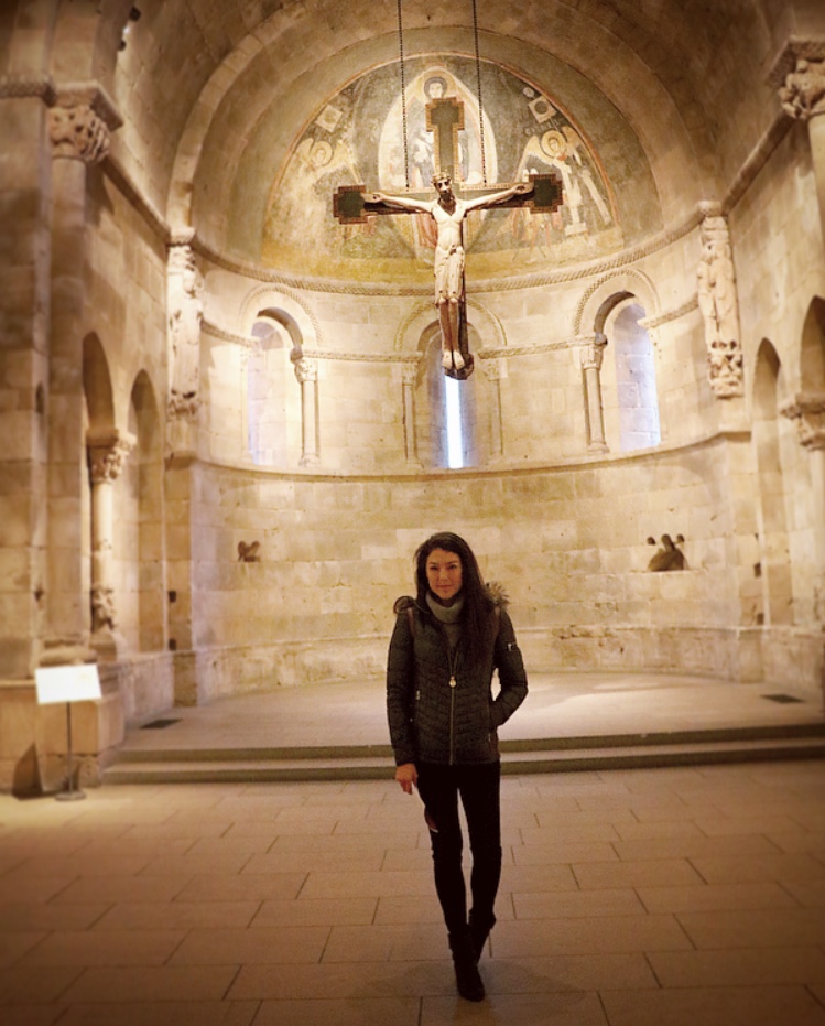 Christmas looks different this year. #Omicron has cancelled #Christmas for so many. What to do when we find ourselves with an unconventional Christmas? #covid #holiday #family #health #wellness #catholic #christianity #nyc