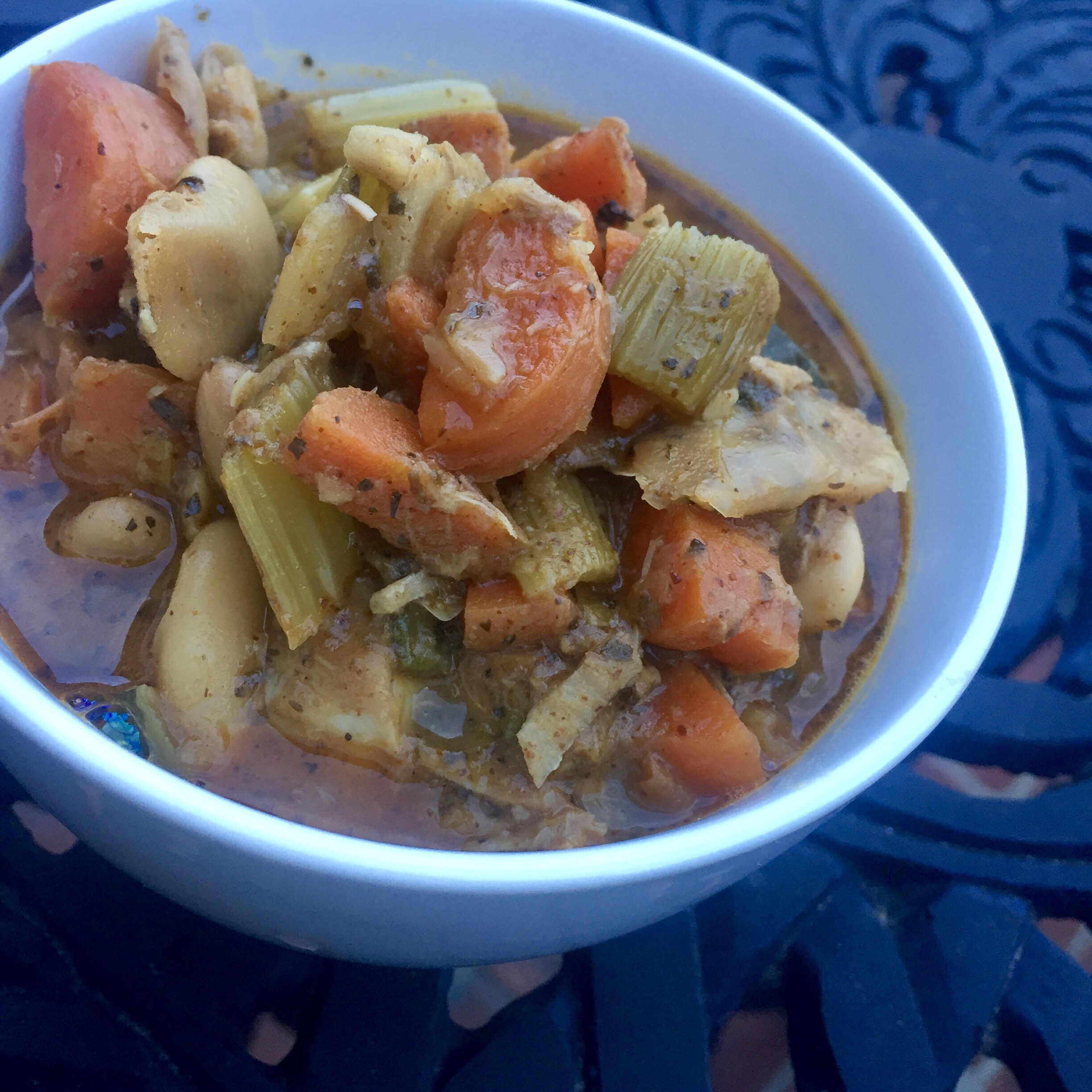 Hearty Vegetable Soup by BeautyBeyondBones #vegetarian #vegan #soup #glutenfree #dinner #food #edrecovery 