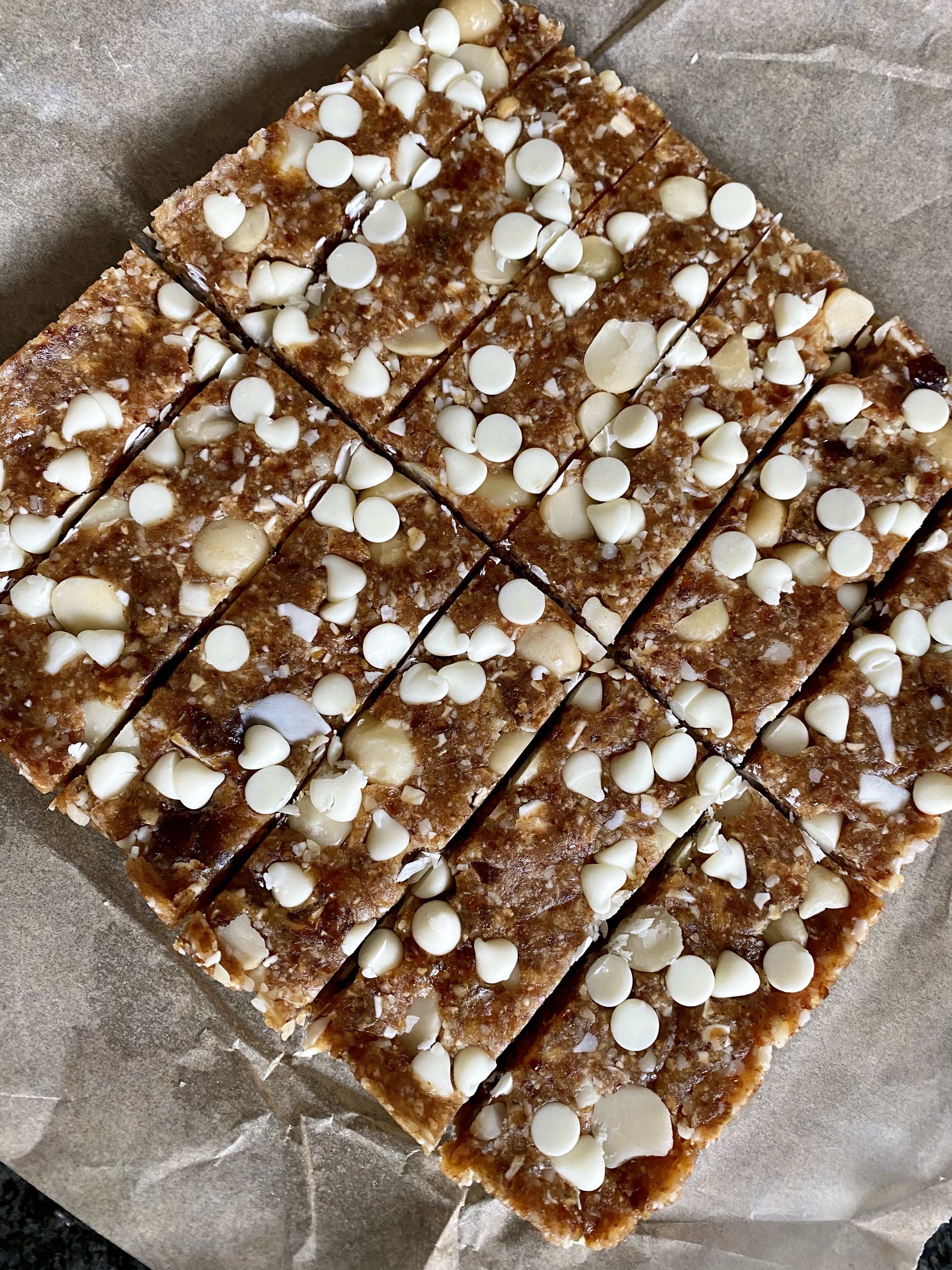Tropical Breakfast Bar by BeautyBeyondBones #food #glutenfree #grainfree #vegan #paleo #specificcarbohydratediet #edrecovery #breakfast #brunch #healthyfood #yum