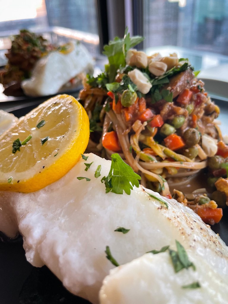 My Pad Thai recipe is outrageously delicious…and SECRETLY LOW CARB! That’s right! It uses half zucchini noodles and half brown rice noodles! (Or you have the option of being fully one or the other!) The sauce is out of this world too - it’s my favorite meal for a reason! #keto #glutenfree #lowcarb #dinner #healthyfood #healthyrecipes #food #dinner #edrecovery #recovery 