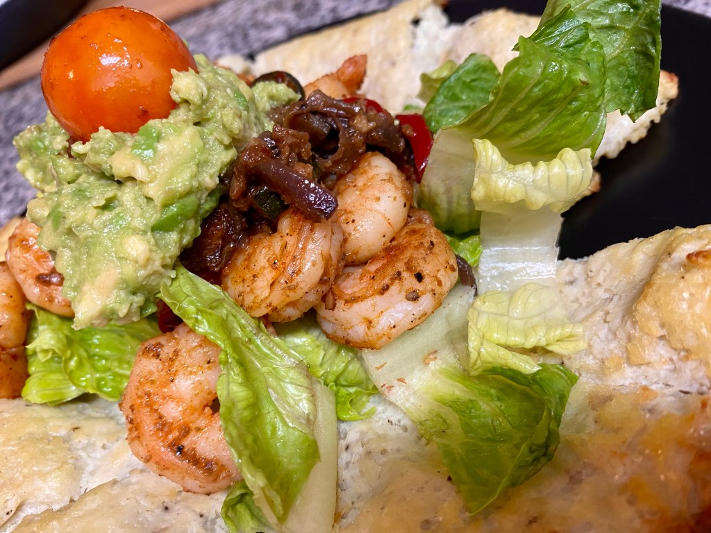 Fajitas just went KETO with my grain free tortillas! This healthy and delicious meal is dang impressive, and PACKED WITH PROTEIN! And a secret ingredient: cauliflower! Make these today! #food #keto #lowcarb #paleo #glutenfree #grainfree #healthyfood #edrecovery #recipe #dinner 