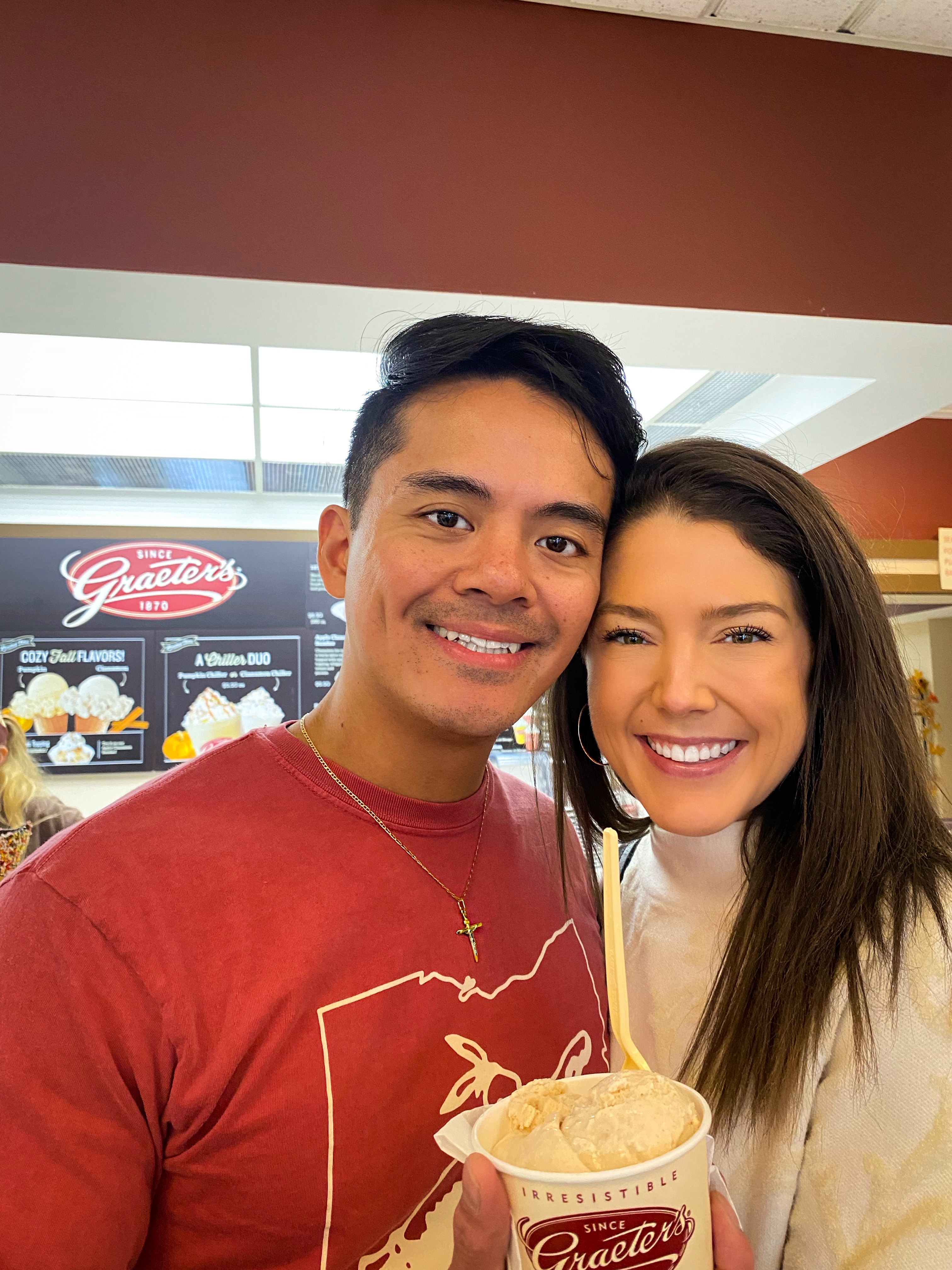 A healthy and delicious KETO dinner! My scallop fried rice tower is a feast for the eyes as well as the stomach! This gluten free recipe is a staple in house! It's Specific Carbohydrate Diet friendly too! #food #keto #paleo #lowcarb #healthyfood #fish #seafood #glutenfree #specificcarbohydratediet #friedrice