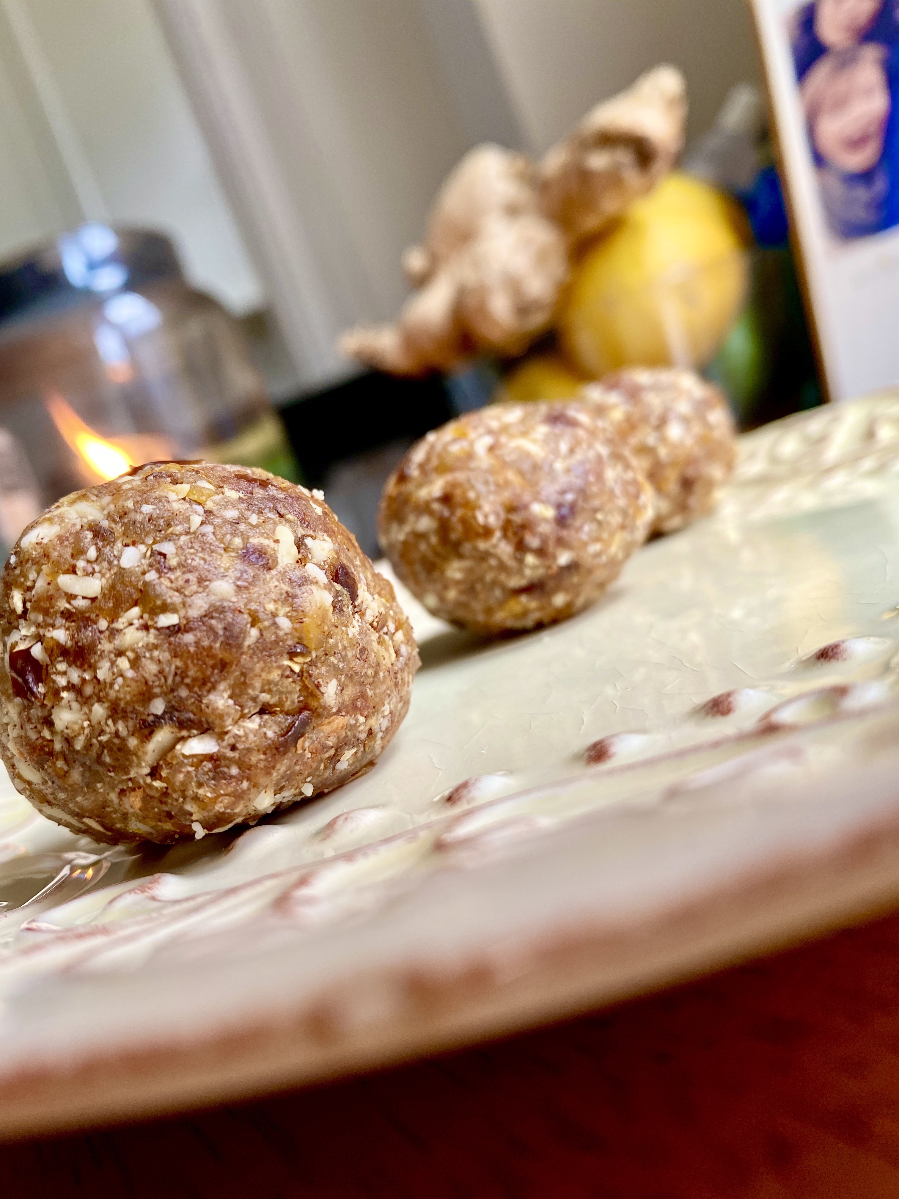 Peaches and Cream Cookies by BeautyBeyondBones #glutenfree #grainfree #vegan #paleo #specificcarbohydratediet #edrecovery #food #dessert