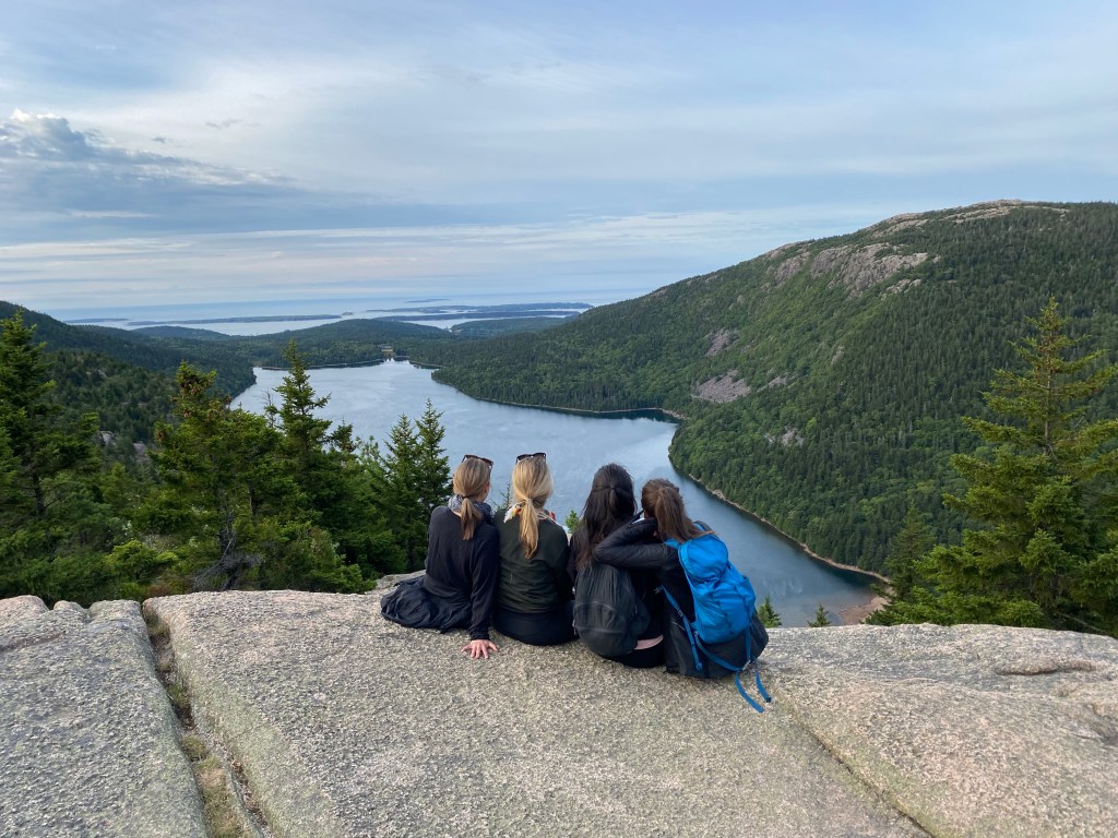 Zuckerberg recently announced that Facebook is now Meta - with the future of the Internet being the Metaverse. But this "exciting new frontier" could prove to be a dystopian nightmare. One that leaves God, and social wellbeing in the dust. #meta #facebook #metaverse #zuckerberg #catholic #faith #christianity #life #technews #technology 