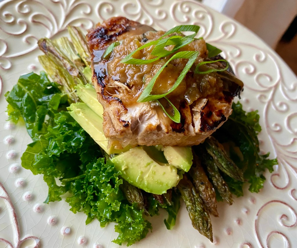 A healthy and outrageously delicious Ginger Garlic Ahi Tuna! Marinated in a delicious sauce of thai-flavors, this dish melts in your mouth! Packed with protein and ZERO CARBS, this quick and easy recipe will be your new favorite keto dinner! #keto #paleo #glutenfree #lowcarb #healthy #edrecovery #anorexia #dinner #recipe #healthyfood 