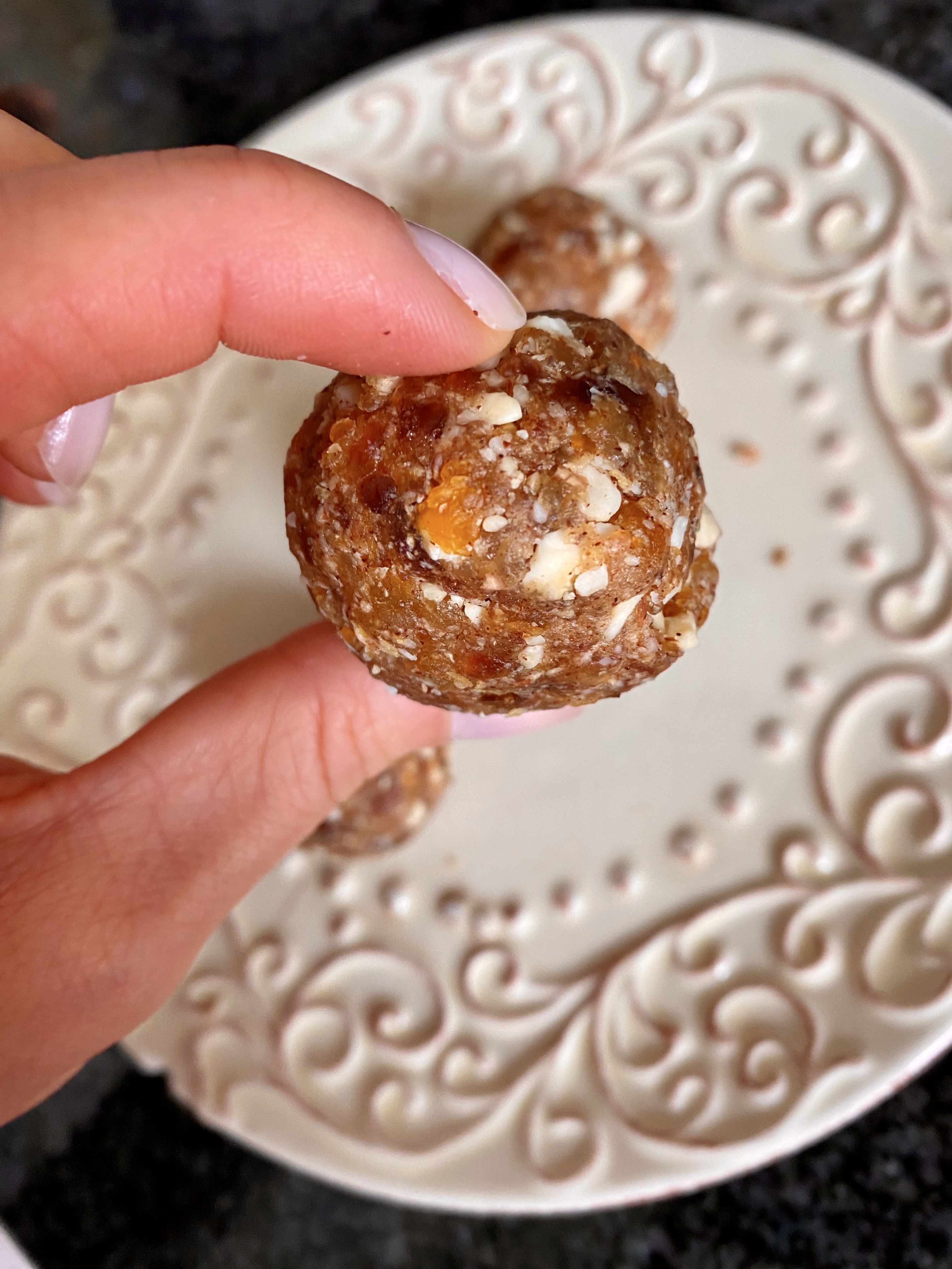 Peaches and Cream Cookies by BeautyBeyondBones #glutenfree #grainfree #vegan #paleo #specificcarbohydratediet #edrecovery #food #dessert