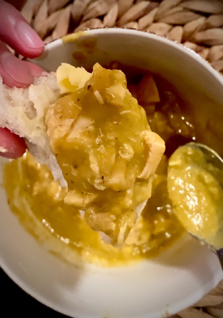 This White Bean Chicken Soup is a delicious -- and nutrient dense -- #soup! And you can whip it up in 30 minutes! It's the perfect gluten free and #keto meal for a lazy Saturday afternoon! #food #cooking #glutenfree #soup #recipe #paleo #lowcarb #healthyfood