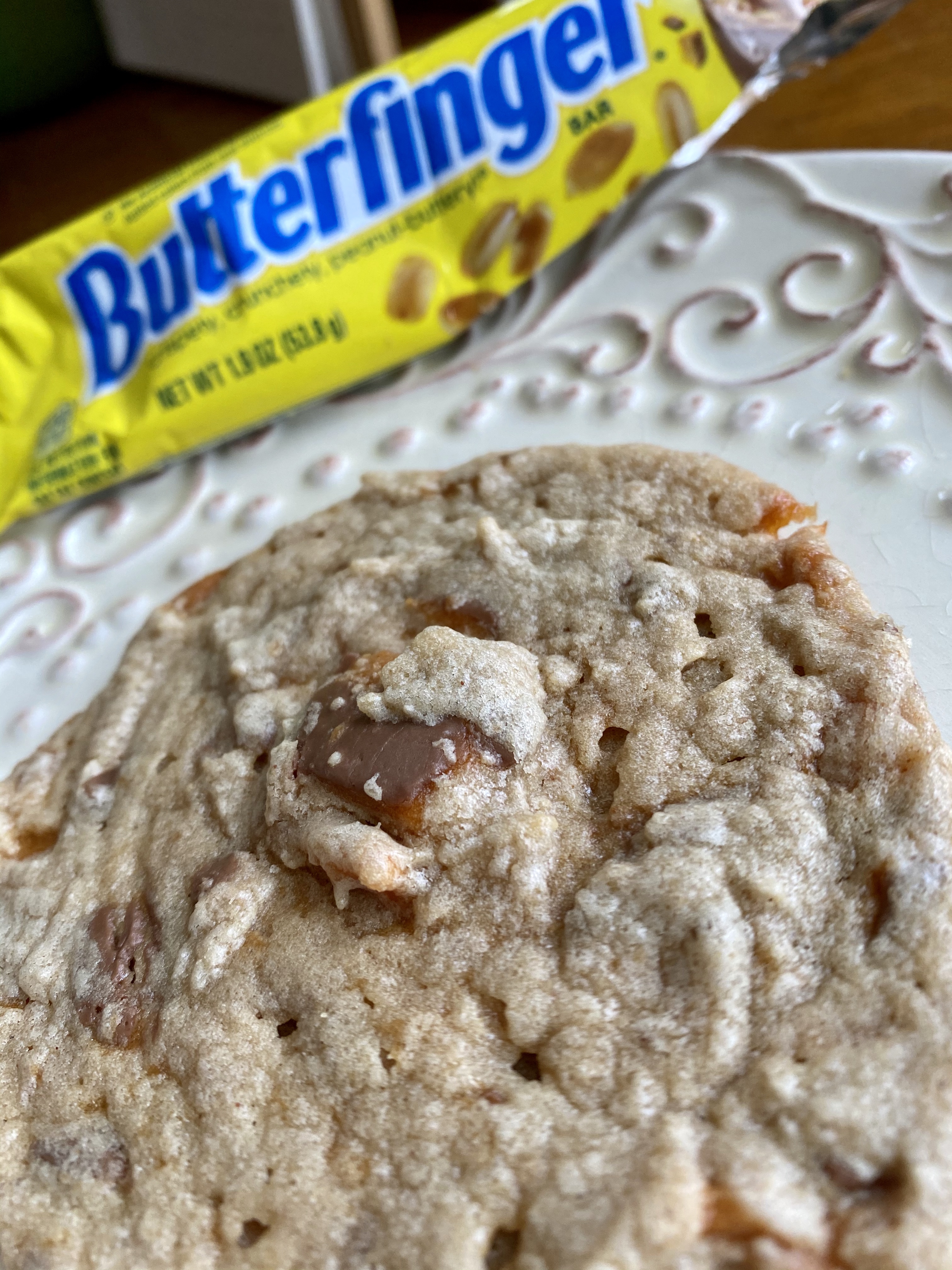 Butterfinger Cookies by BeautyBeyondBones #dessert #treats #yummy #butterfinger #chocolate #peanutbutter #cookies #food #edrecovery