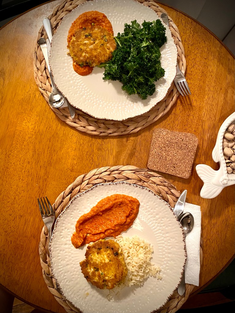 Gluten free crab cakes! Now that is music to my ears! These delicacies are protein packed and bursting with flavor! Make these tonight! #glutenfree #keto #lowcarb #paleo #healthyfood #dinner #food #recipe #grainfree #specificcarbohydratediet 