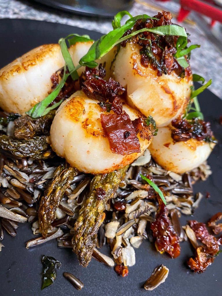 Pan Seared Scallops with Sun Dried Tomato Tapenade! By BeautyBeyondBones #food #healthyfood #glutenfree #paleo #keto #dairyfree #health #edrecovery 