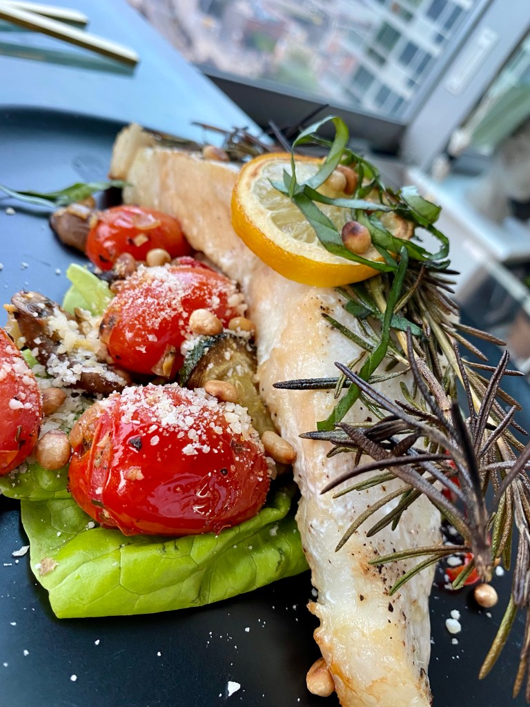 OH MY GOSH - THE BEST healthy spring recipe! Herbed Sea Bass with Wild Mushroom and Pine Nuts! This gluten free, keto and paleo dinner will be a family favorite! Also great for date night! #food #paleo #keto #glutenfree #grainfree #specificcarbohydratediet #yum #healthyfood #edrecovery