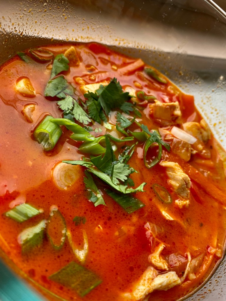A healthy and delicious KETO soup! Thai Chicken Curry Soup! Made with nutritious ingredients and hearty rotisserie chicken, you can whip up this fast and easy lunch or dinner in no time! #cooking #recipe #food #fitness #keto 