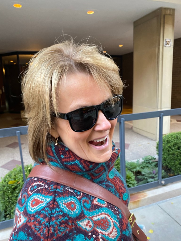 What freedom there is in clearing away things from the past that no longer serve you! When we let go of those things we’re holding on to, it allows us to have open hands for the blessings to come! #Catholic #recovery #edrecovery #Faith #god #christmas #cleaning #life #nyc #christianity