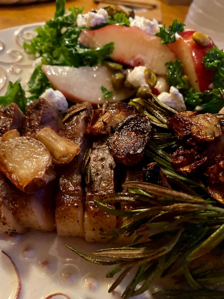 A #summer salad that is a CROWD PLEASER! Sweet, juicy peaches join forces with tangy goat cheese and crunchy pistachios in this #healthy #kale salad! Serve with a fabulous steak, and you've got a #Paleo meal for the ages! #food #recipe #glutenfree #vegetarian #lowcarb #edrecovery