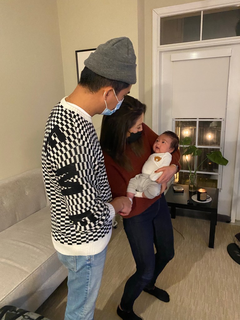 Stress and the holidays go hand in hand. How to NOT feel overwhelmed, is as easy as asking yourself a very simple question. What it is, may surprise you. #thanksgiving #holidays #christmas #fall #catholic #life #christianity #faith #jesus #god 