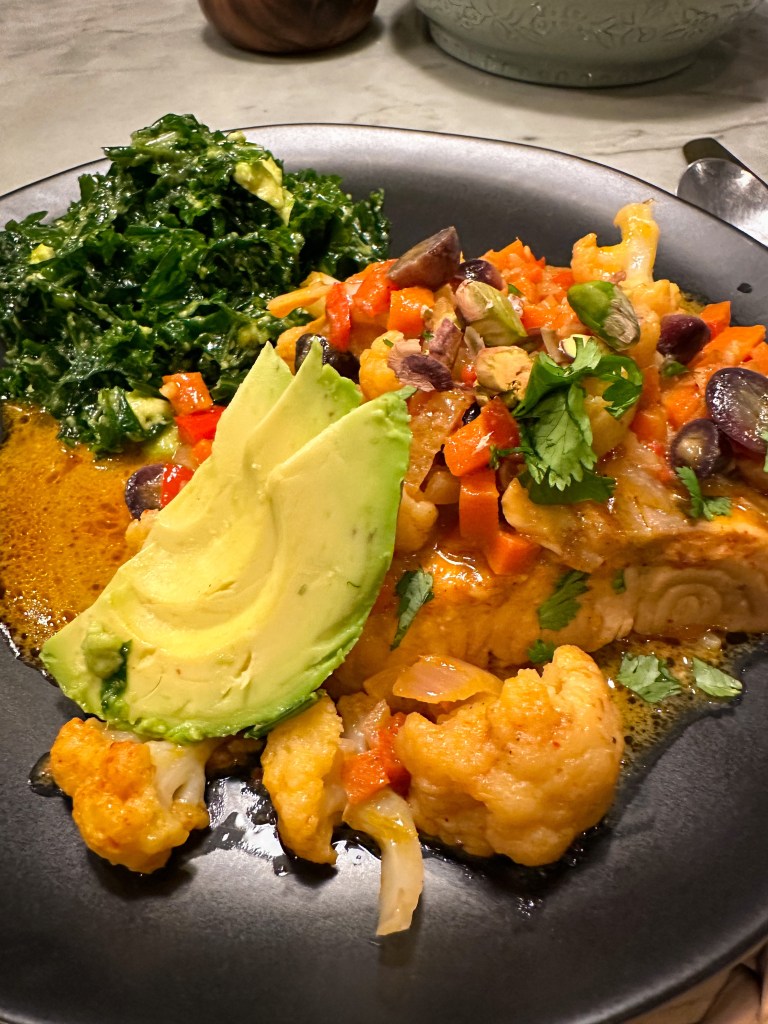 A healthy and delicious salmon dinner! This was so flavorful and juicy...because it was poached in COCONUT MILK! Just let that sink in...#glutenfree #keto #lowcarb #food #healthyfood #edrecovery #cooking #recipe #salmon #yum