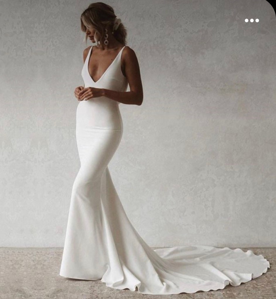 I went to the top bridal boutiques in #NYC. Sharing the wedding dresses I DIDN'T choose! (Don't worry, I'm not showing my fiance!) #bride #bridetobe #wedding #weddingdress #style #fashion #engaged #engagement #kleinfeld