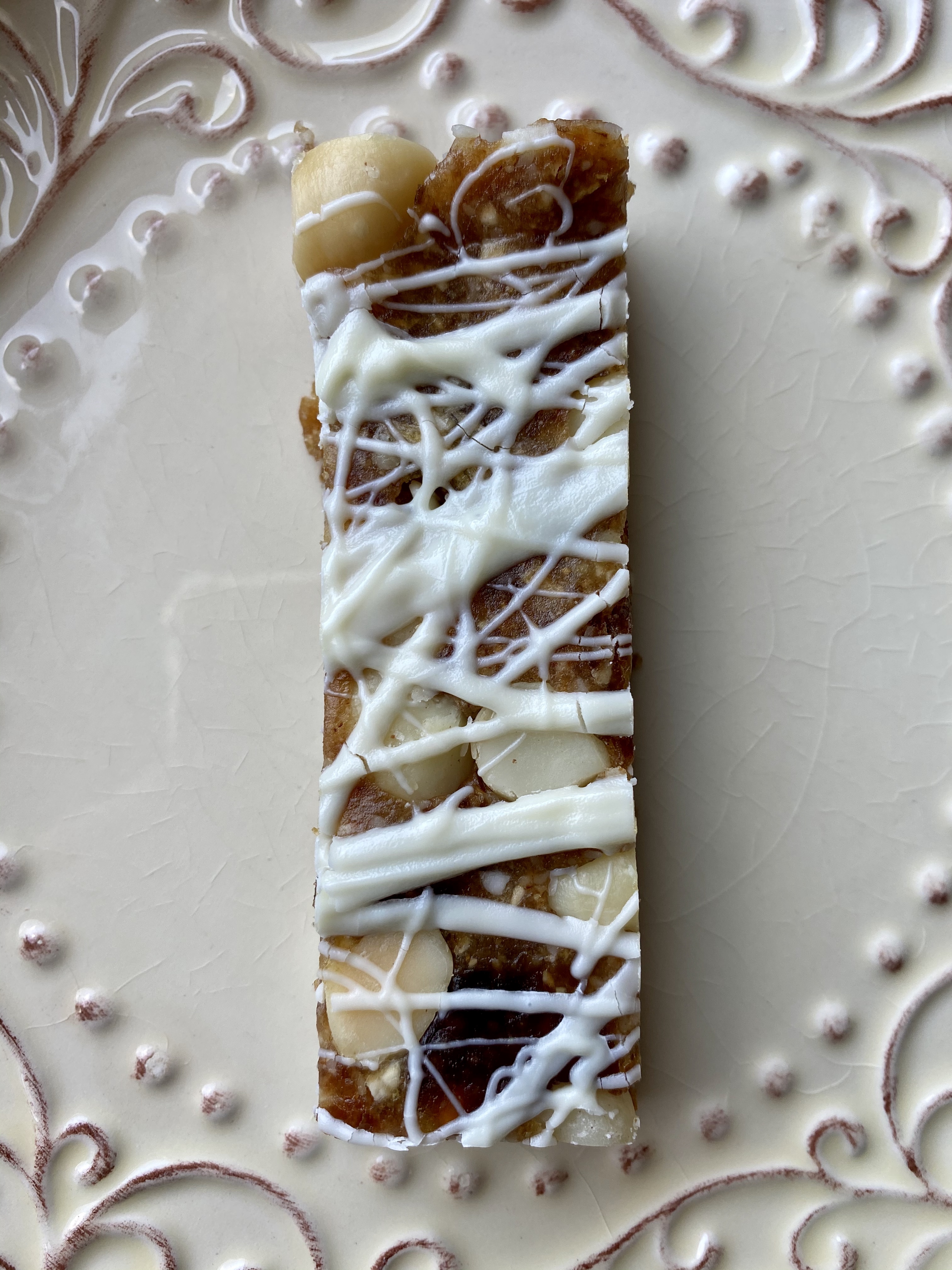 Tropical Breakfast Bar by BeautyBeyondBones #food #glutenfree #grainfree #vegan #paleo #specificcarbohydratediet #edrecovery #breakfast #brunch #healthyfood #yum