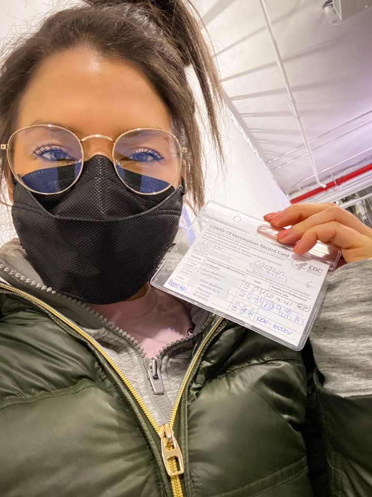 Filipino Sinigang! This healthy pork and vegetable sour soup is one of a kind, and super delicious! This traditional dish from the Philippines will be your new favorite! #food #sinigang #filipino #philippines #cooking #glutenfree #paleo #keto #soup #recipe 