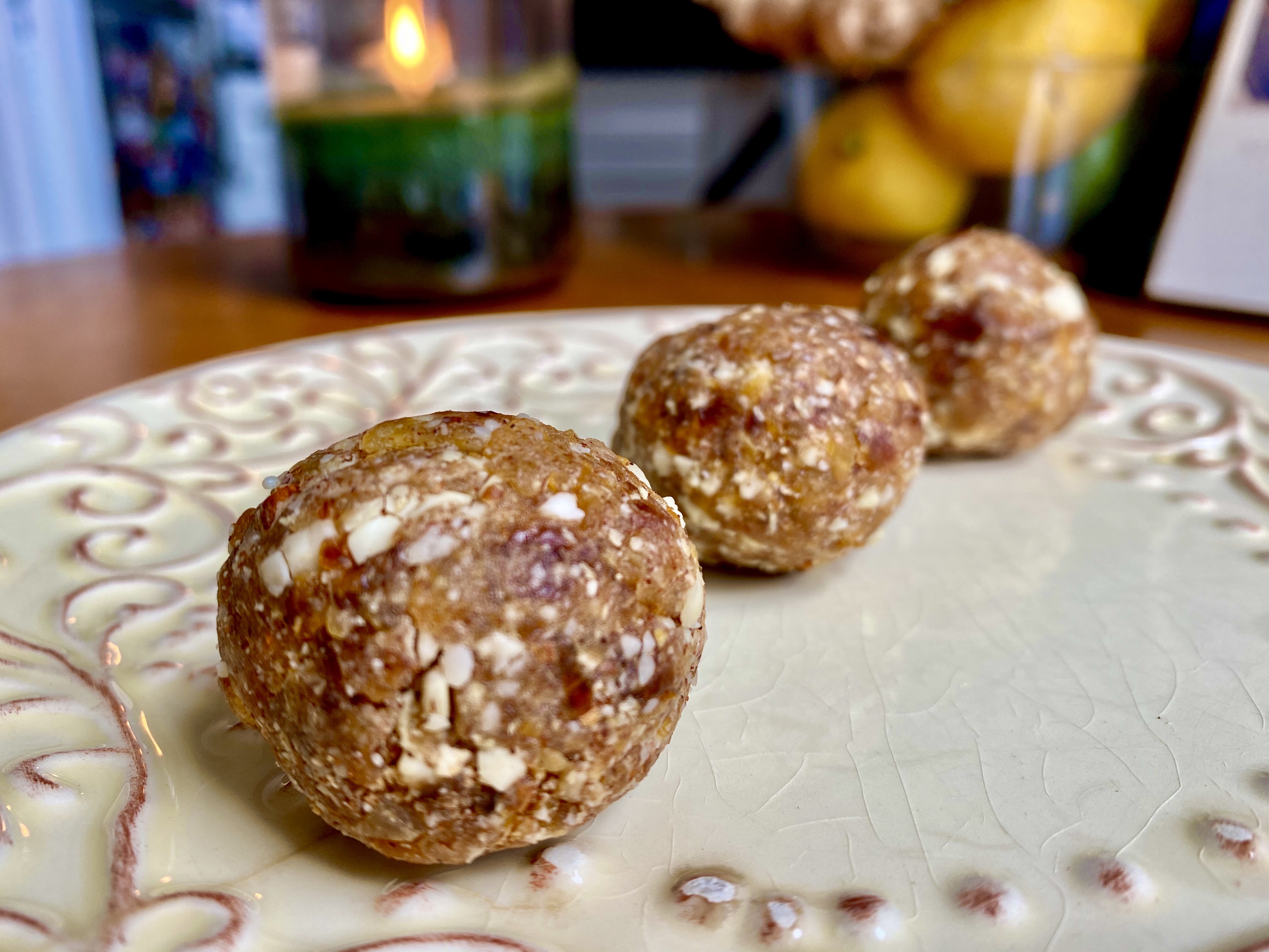 Peaches and Cream Cookies by BeautyBeyondBones #glutenfree #grainfree #vegan #paleo #specificcarbohydratediet #edrecovery #food #dessert