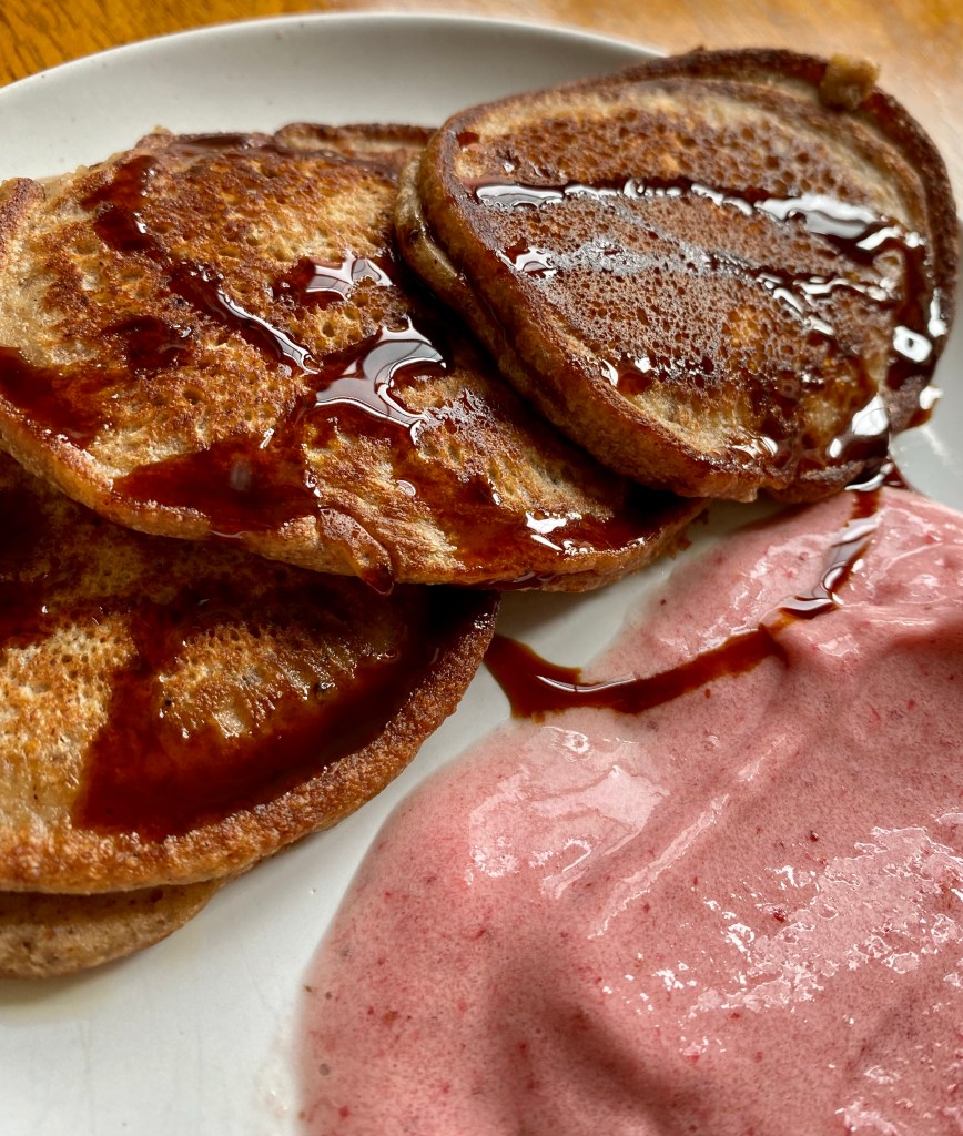 A decadent and down right delicious breakfast recipe! Banana Pancakes! And they’re secretly healthy! Made from bananas and almond flour, they’re gluten free and paleo too! #healthyfood #breakfast #pancakes #food #paleo #glutenfree #brunch #vegetarian #edrecovery #wellness 