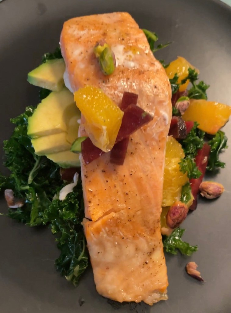 The perfect fast and #healthy meal that is delicious! It’s a copycat from a high end NYC #brunch spot! My Citrus #Salmon #Salad can be on the table in less than 20 minutes! #dinner #glutenfree #yum #specificcarbohydratediet #fish #recipe
