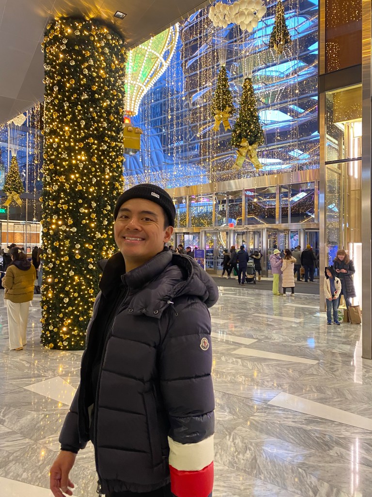 Today is MOVING DAY! Oh my gosh! What an exciting day! After 12 years in New York City, this gal is moving back to Ohio! Let’s just say I missed the grass, I missed nice people, and I missed MORE LIVING SPACE! #moving #goodbyenyc #nyc #ohio #life #engaged #boxes #manhattan #citylife #newyorkcity