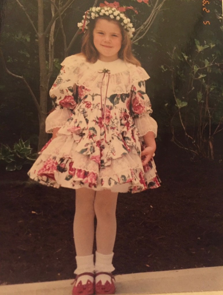 One thing they don't tell you about eating disorder #recovery is how difficult it is to return #home, because of the "shadow" that follows you around, even after you #recover. How I'm dealing, given my upcoming move home...#edrecovery #family #ohio #moving #mentalhealth #wellness #life