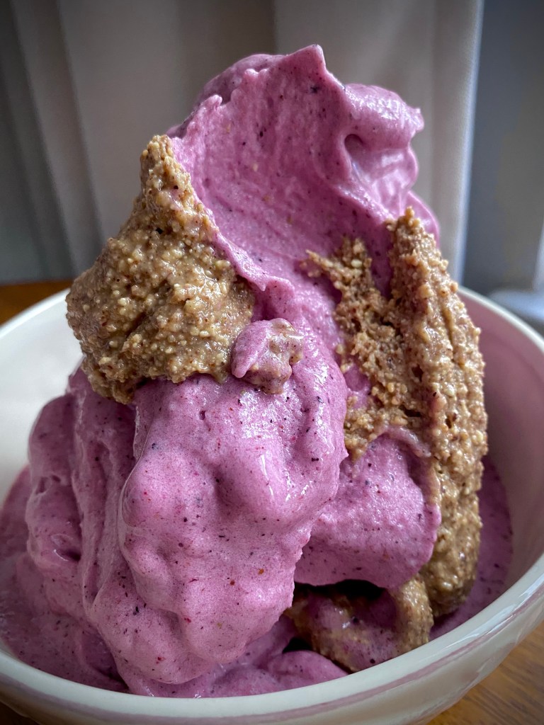 The most AMAZING summer dessert is here! BLUEBERRY PIE ICE CREAM! And topped with almond butter, it is OUT OF THIS WORLD! #vegan #glutenfree #healthyfood #recipe #dessert #icecream #summer #food #recipe #family
