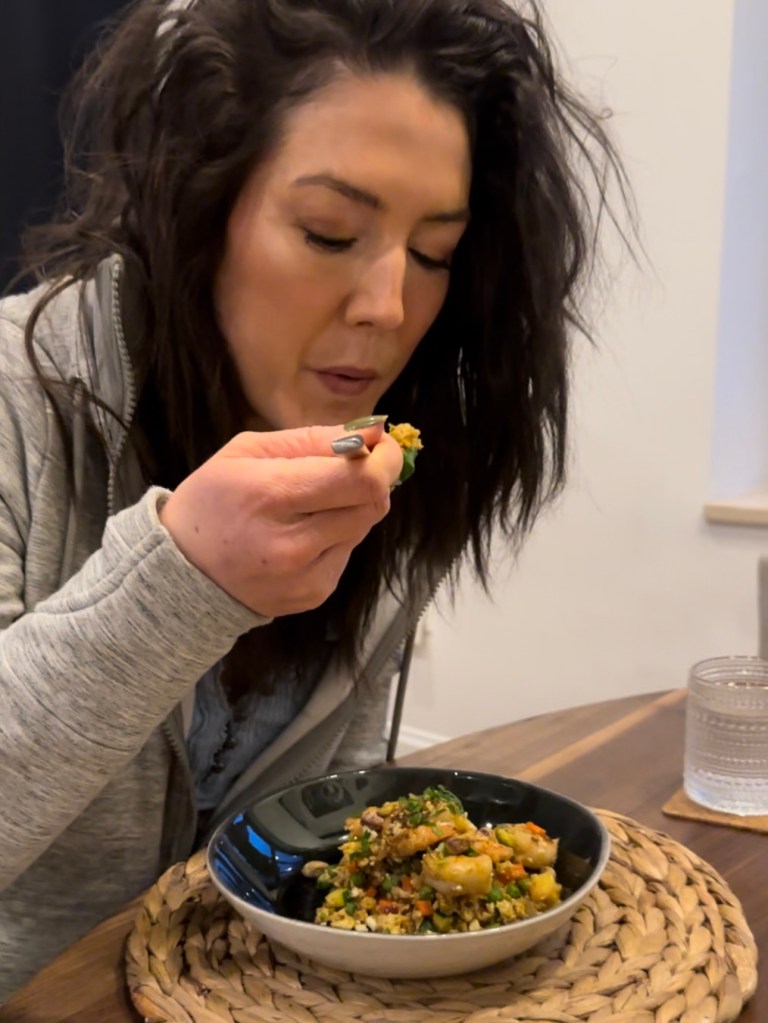Did you know you can make fried rice out of CAULIFLOWER?! That’s right! This low carb #cooking hack is absolutely delicious! #food #dinner #glutenfree #keto #paleo #lowcarb #specificcarbohydratediet #healthyfood #shrimp