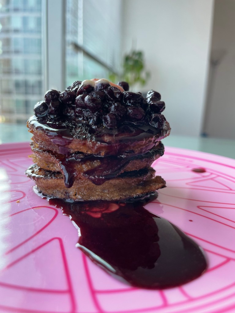 A decadent and down right delicious breakfast recipe! Banana Pancakes! And they’re secretly healthy! Made from bananas and almond flour, they’re gluten free and paleo too! #healthyfood #breakfast #pancakes #food #paleo #glutenfree #brunch #vegetarian #edrecovery #wellness 