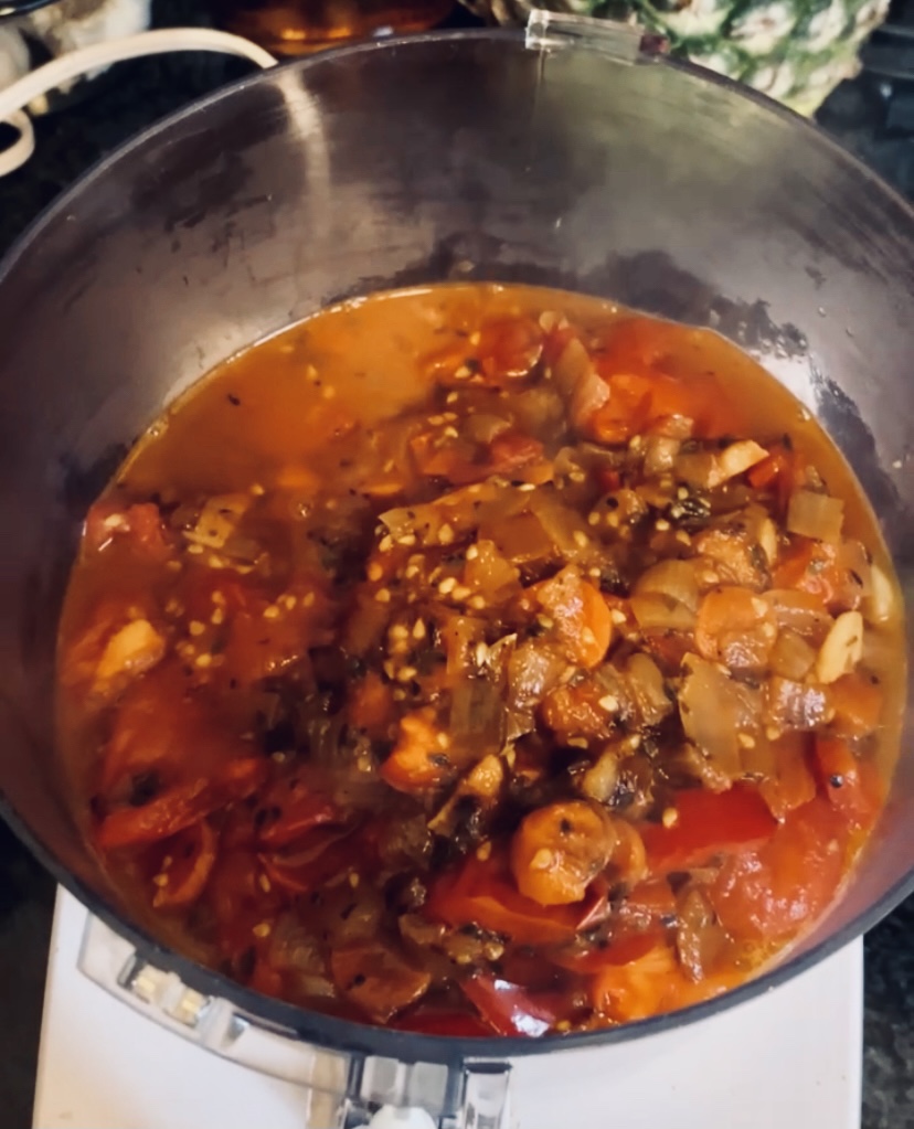 Pan Seared Scallops with Spice Tomato Sauce by BeautyBeyondBones #food #recipe #dinner #seafood #keto #glutenfree #paleo #dairyfree #healthyfood #edrecovery #yum