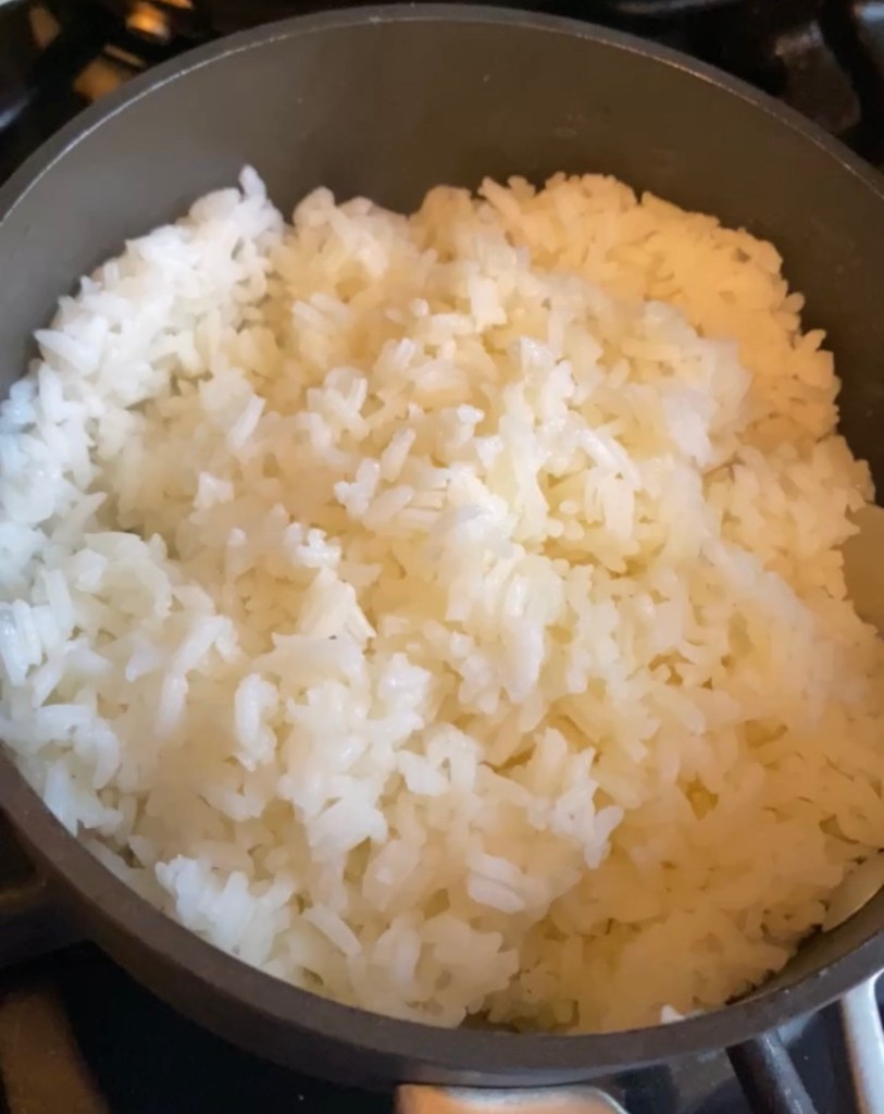 Filipino Sinigang! This healthy pork and vegetable sour soup is one of a kind, and super delicious! This traditional dish from the Philippines will be your new favorite! #food #sinigang #filipino #philippines #cooking #glutenfree #paleo #keto #soup #recipe 
